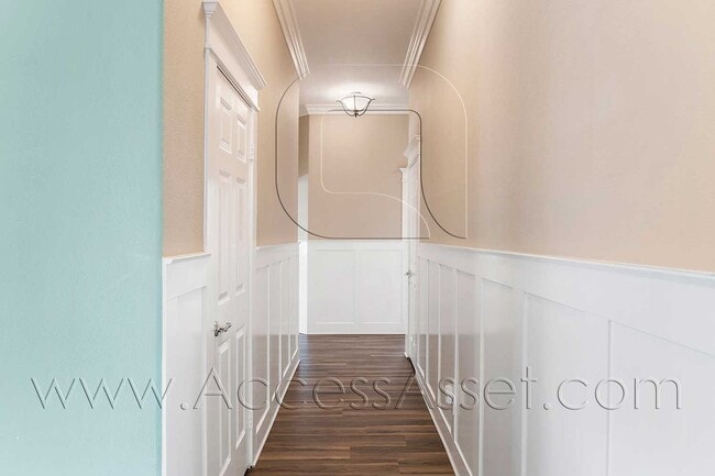 Building Photo - Elegant 4 Bed/2 Bath Home In Desirable North Shore Community!