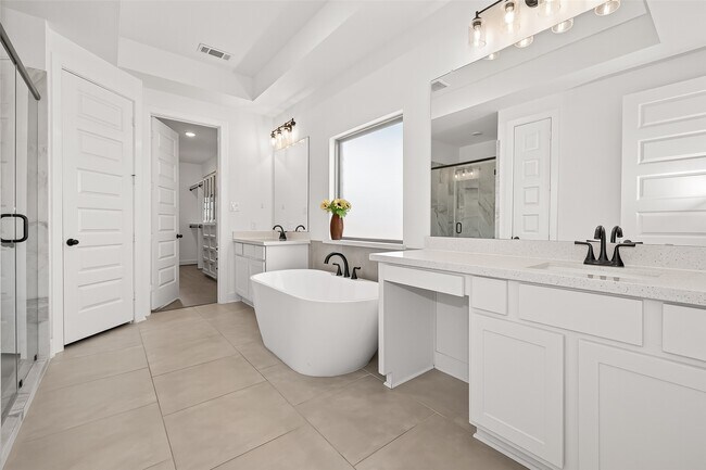 Building Photo - 26307 Aurora Vly Wy