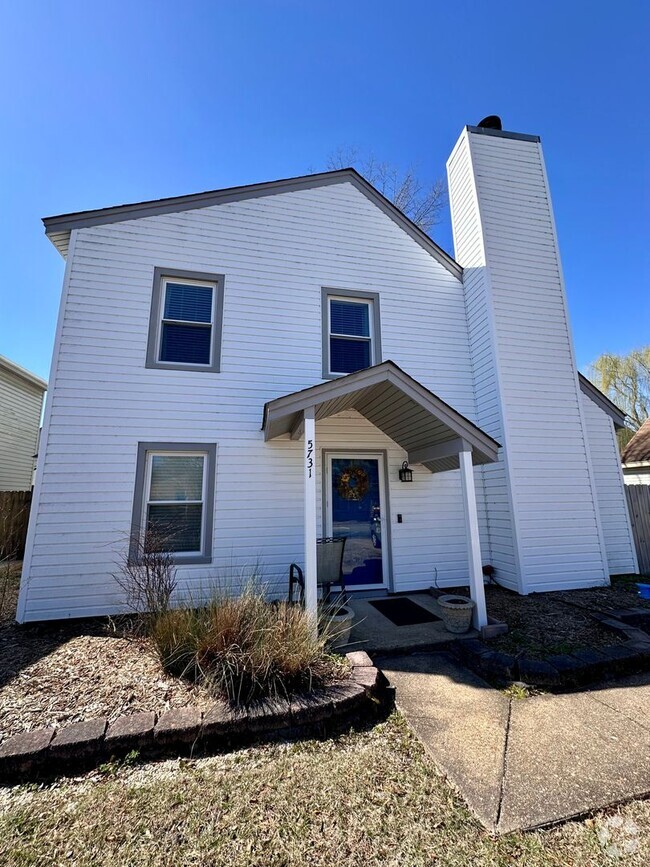 Building Photo - Spacious & Updated Single-Family Home in S...