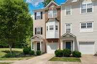 Building Photo - Stunning 3 Story Townhome in South Durham!