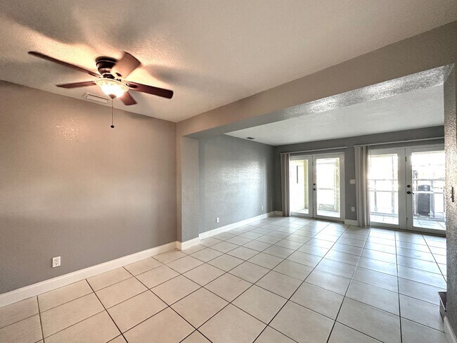 Building Photo - 1350 Mediterranean Dr