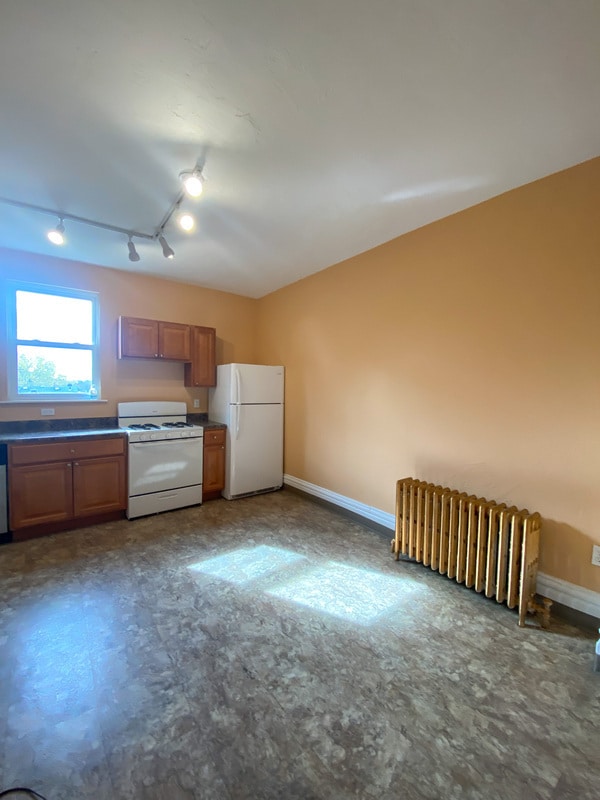 Building Photo - 820 Bay Ridge Ave