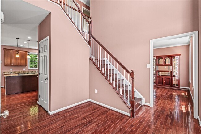 Building Photo - CLOSE TO I-95 & QUANTICO!