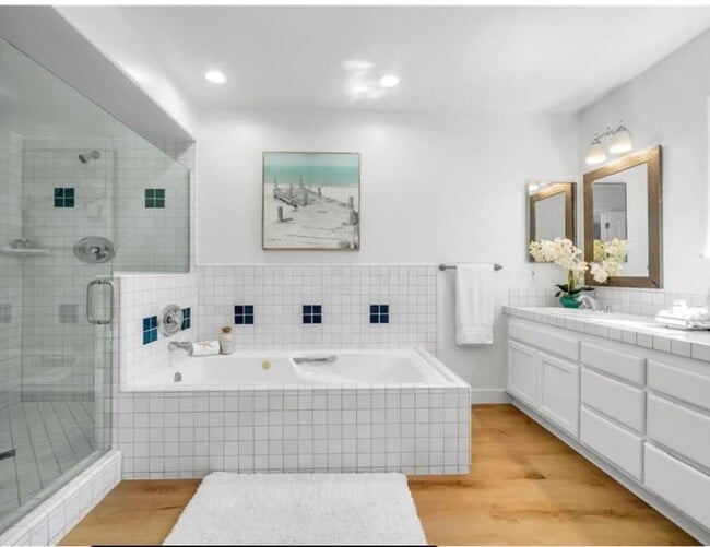 Master Bathroom 2 - 138 S Broadway