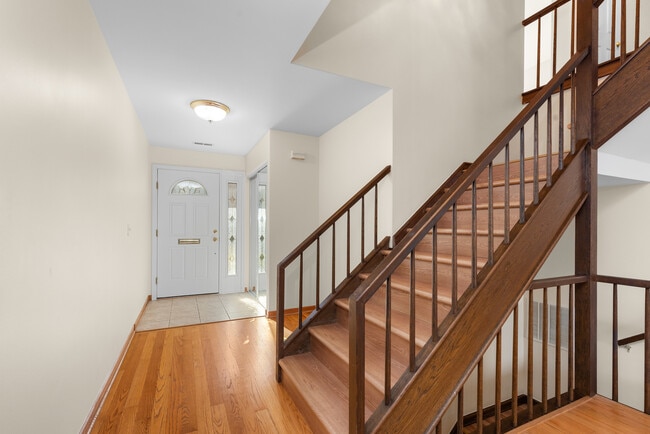 Building Photo - 1723 Wildberry Dr