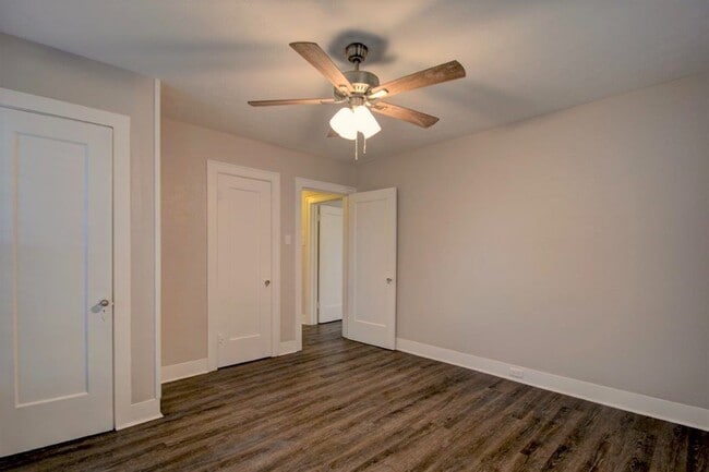 Building Photo - 1707-B Main St