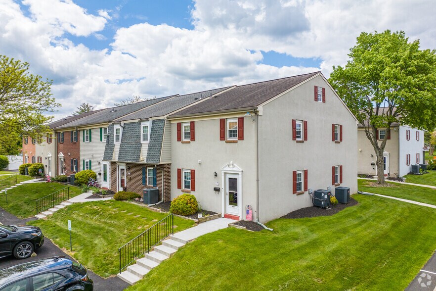 Pottsgrove Townhomes 201 Jay St Pottstown PA 19464 Apartment Finder