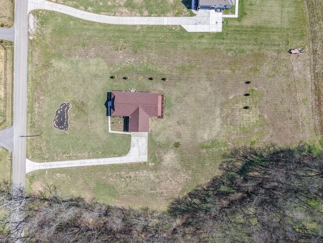 Building Photo - 1059 S Cross Bridges Rd