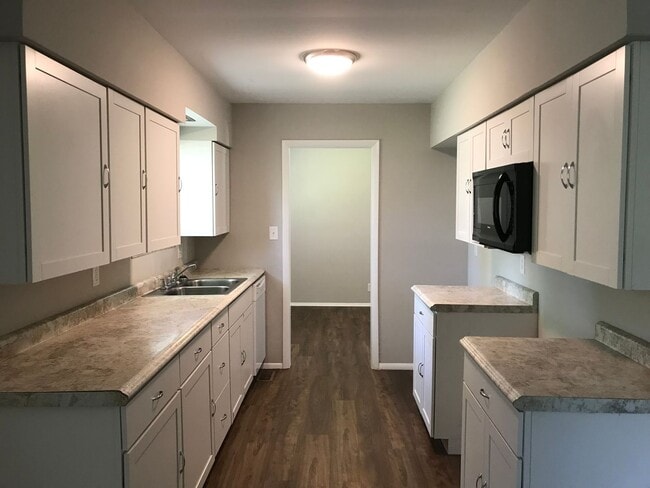 Building Photo - Washington Twp - 3 BR ranch