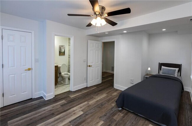 Building Photo - 88 Karland Dr NW