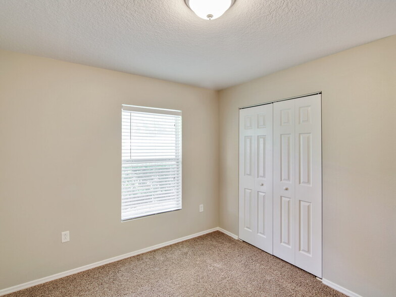 Building Photo - 2833 Breezy Meadow Rd