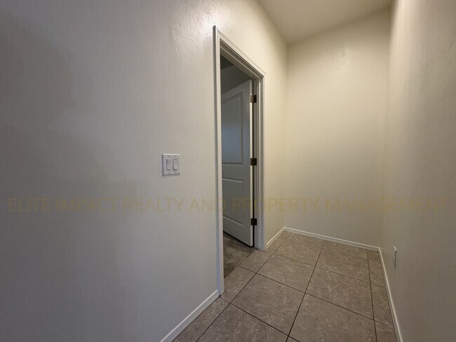 Building Photo - 6358 E Via Valdivia