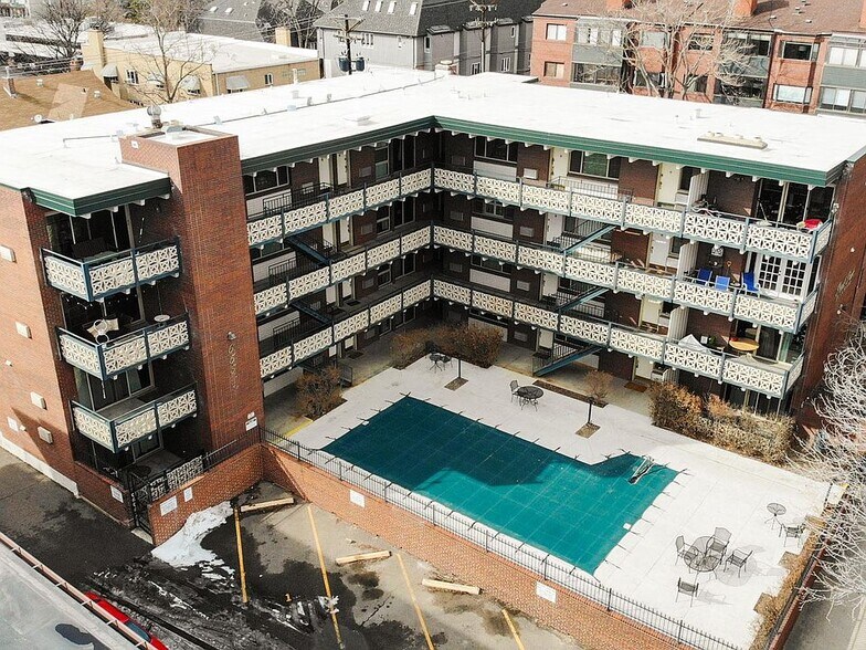 Building Photo - 655 N Pearl St