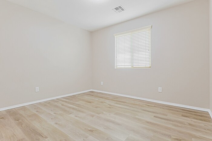 Building Photo - 20953 E Via De Olivos