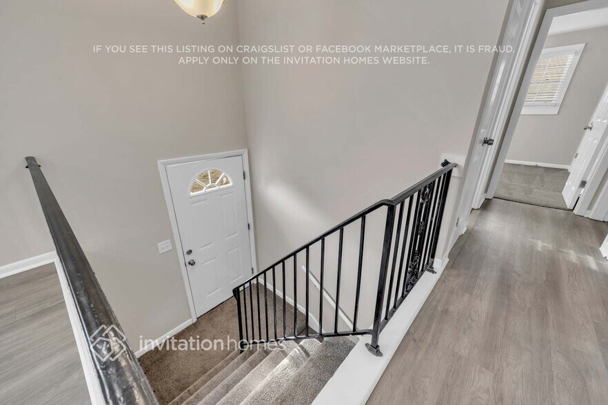 Building Photo - 3331 Panorama Dr