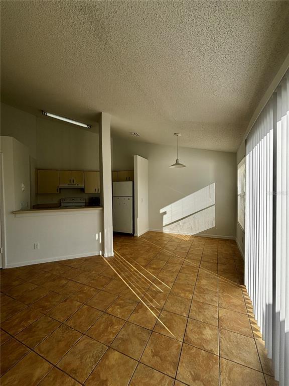 Building Photo - 2504 Woodgate Blvd