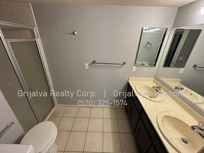 Building Photo - 1200 E River Rd