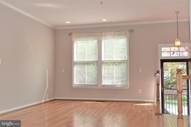 Building Photo - 708 Reserve Champion Dr