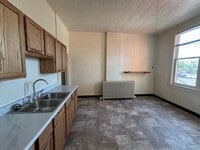 Building Photo - NJ611