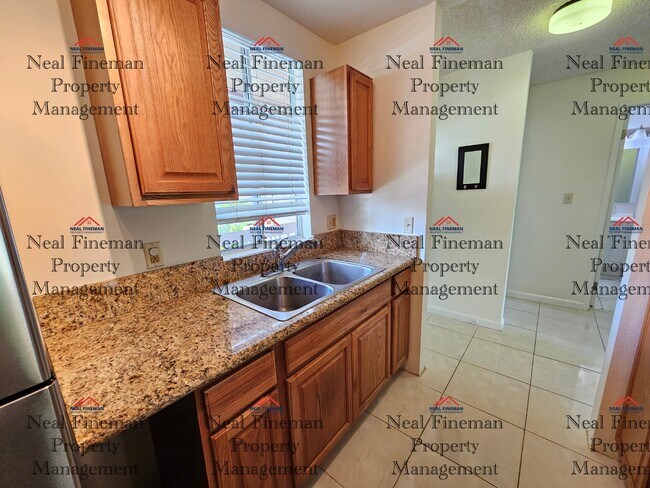 Building Photo - 2 Bed 1 Bath, One parking Condo Hoomaka Vi...