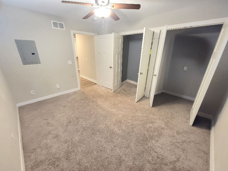 Building Photo - 2829 27th Ave S