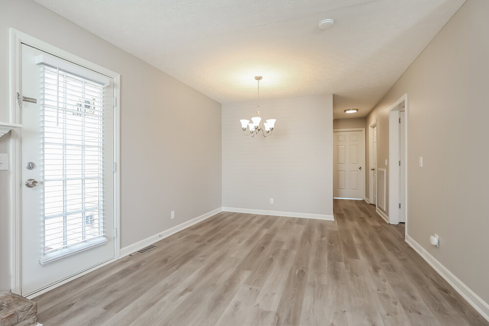 Building Photo - 3068 Chateau Valley Dr