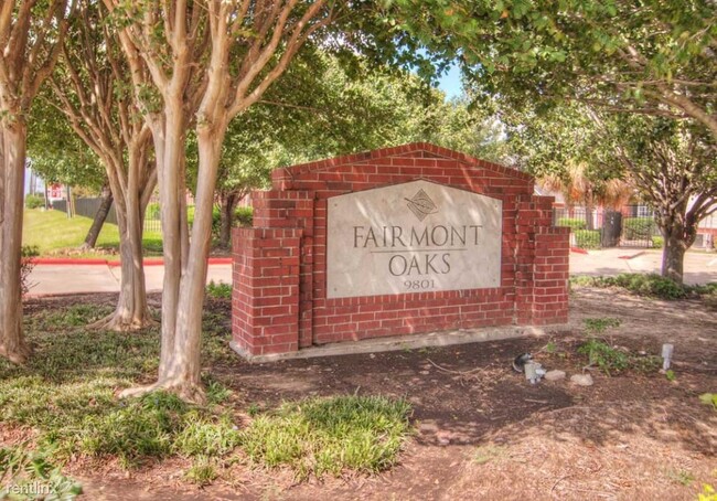 Primary Photo - 1 br, 1 bath Condo - 9801 W Fairmont Pkwy ...