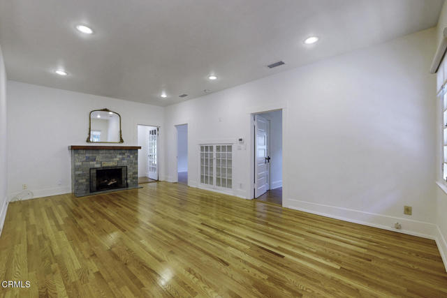 Building Photo - 1845 Las Lunas St