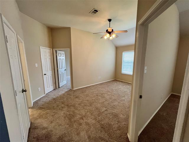 Building Photo - 506 Hackberry Dr