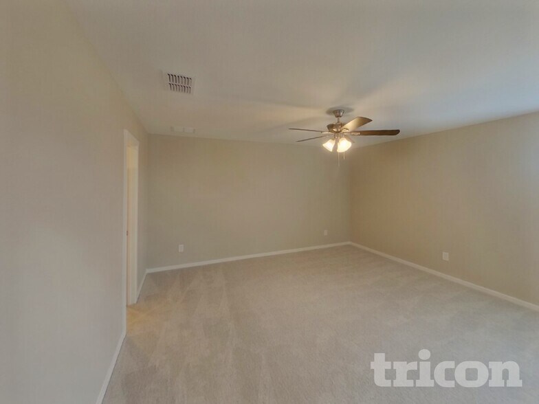 Building Photo - 10709 Dusty Rnch Rd