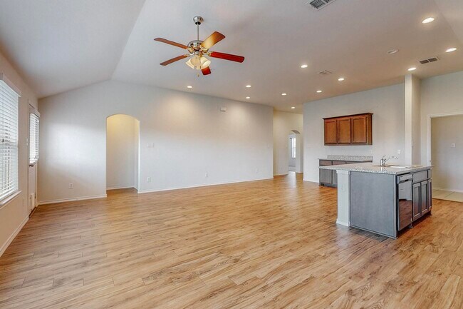 Building Photo - 11924 Castleford Way