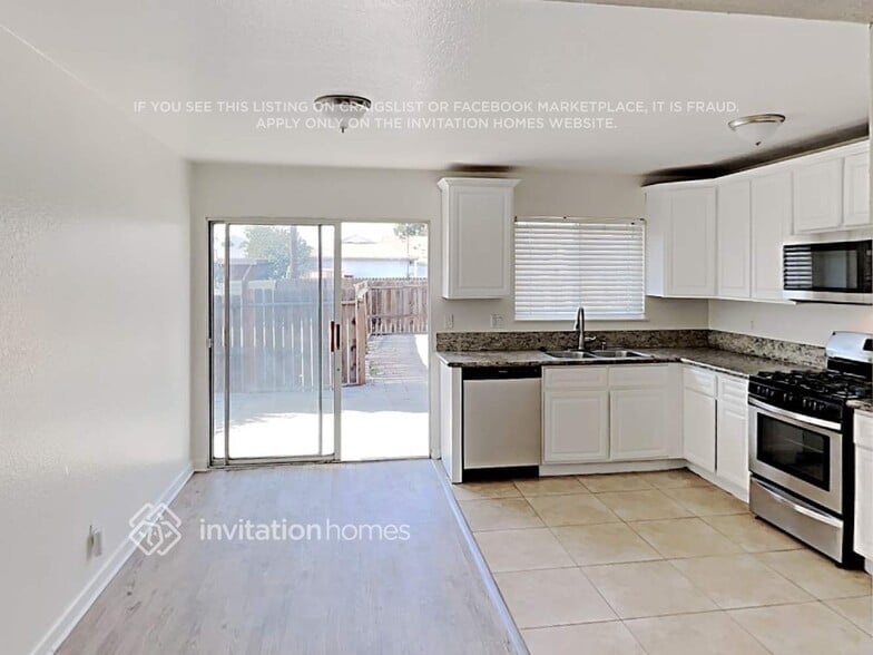 Building Photo - 8217 Laurel Canyon Blvd