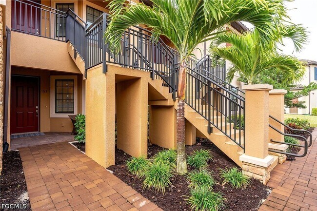 Building Photo - 9389 Pocida Ct