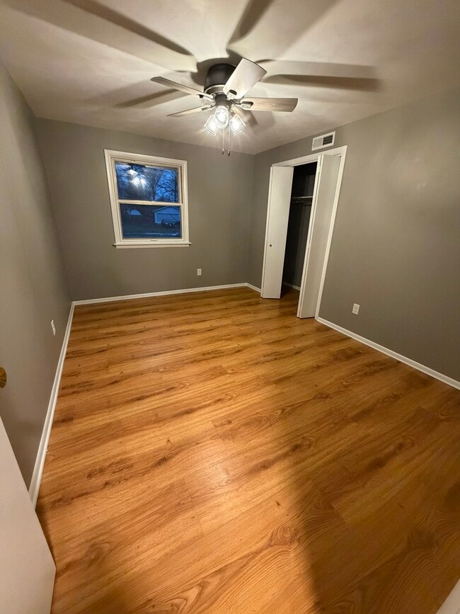 Building Photo - 2221 Klug Dr