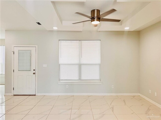 Building Photo - 20 N Crown Point