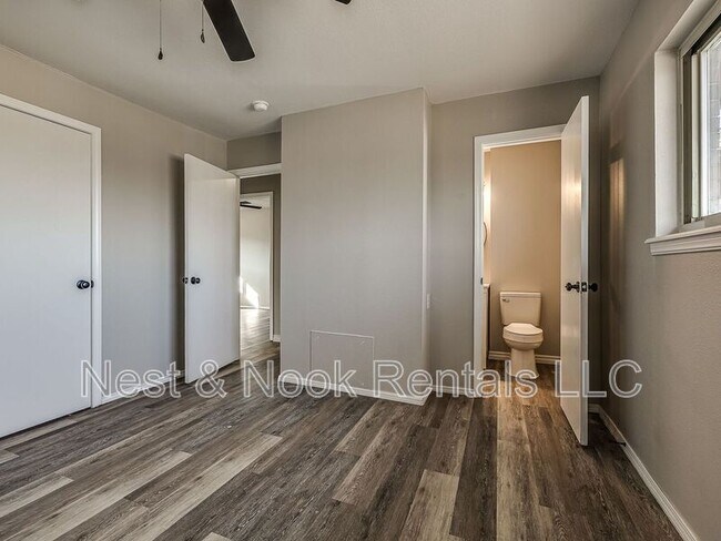 Building Photo - 5966 E 36th St