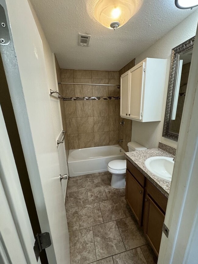 Building Photo - 951_ 4 Little C- Homes 1, LLC