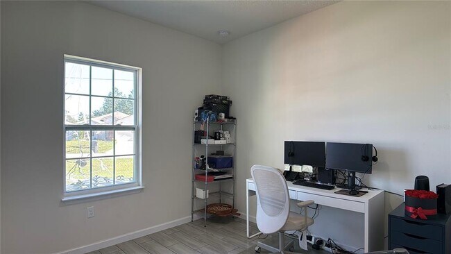 Building Photo - 2129 Hibiscus Pl