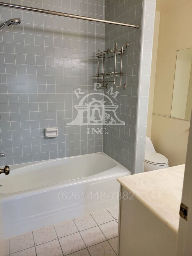 Building Photo - Spacious 1-Bedroom Near PCC & Caltech | 900+ Sq Ft + Enclosed Balcony