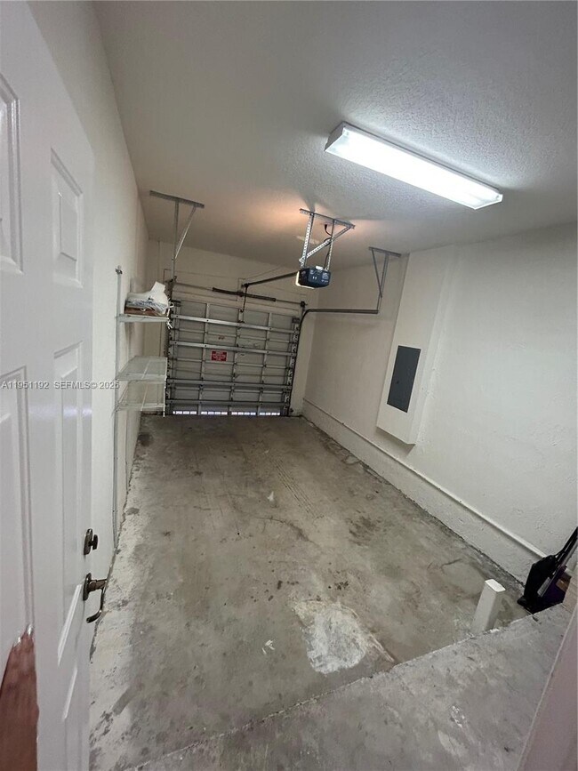 Building Photo - 7839 NW 110th Ave