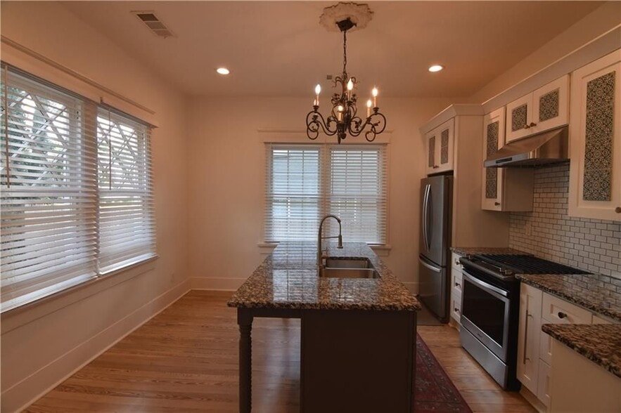 Building Photo - 375 Atwood St SW