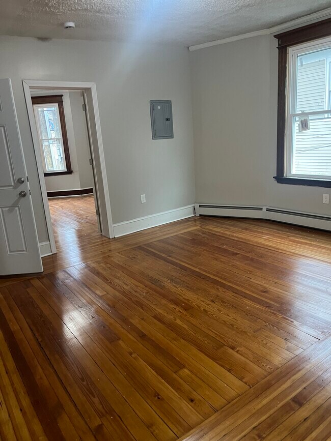 Building Photo - 89 Waterville St