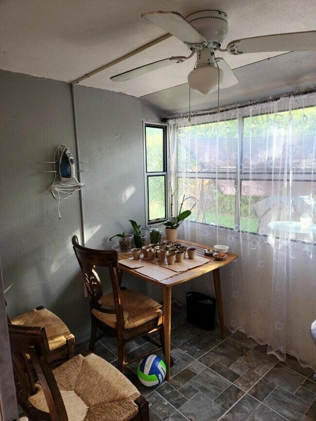 Building Photo - 2790 Ashley Dr E