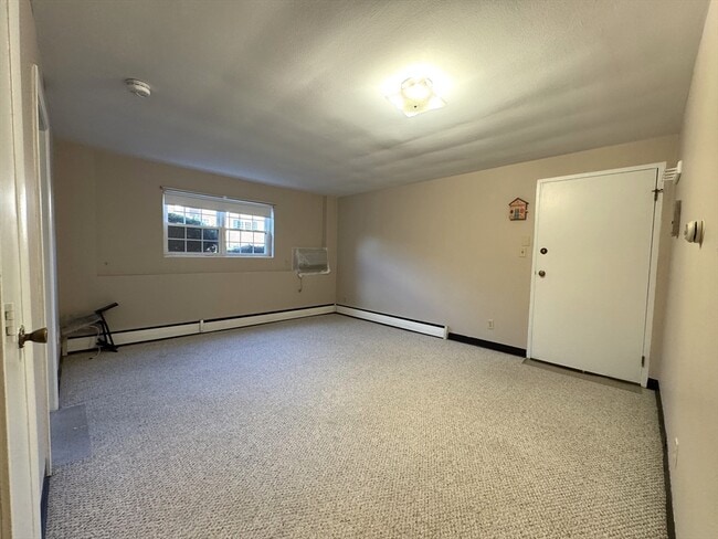 Building Photo - 29 Arlington Rd