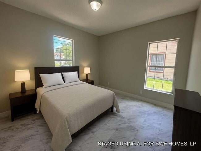 Building Photo - 7410 Dallas St