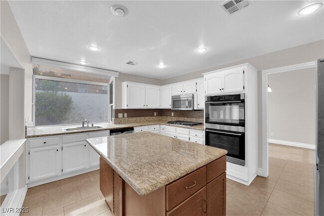 Building Photo - 2257 Norway Pine Ct