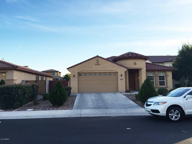 Building Photo - 1625 W Pelican Ct