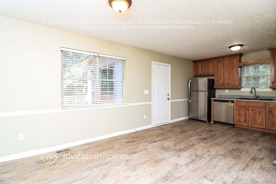 Building Photo - 96 Bethel Dr