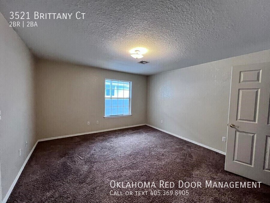 Building Photo - 3521 Brittany Ct