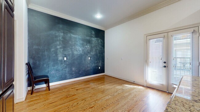 Building Photo - 2540 Prospect St